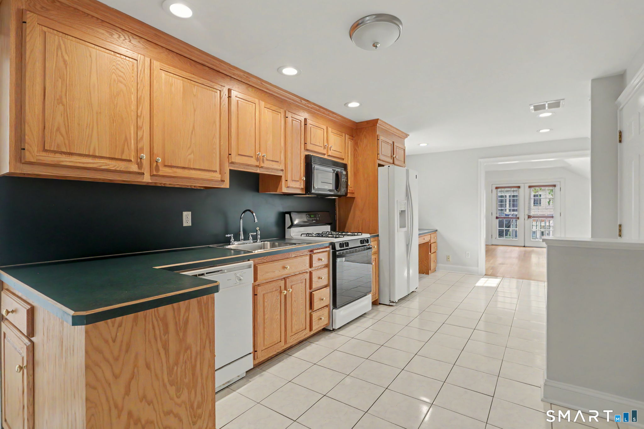 1035 Black Rock Turnpike Fairfield CT 06825