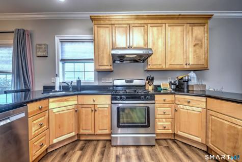 12 Landin Street Woodbridge CT 06525