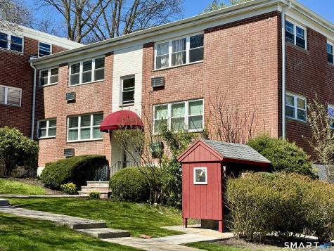 11 Bedford Avenue Norwalk CT 06850