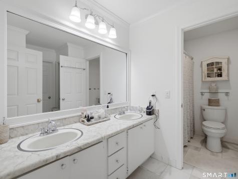 65 Tunxis Village Farmington CT 06032