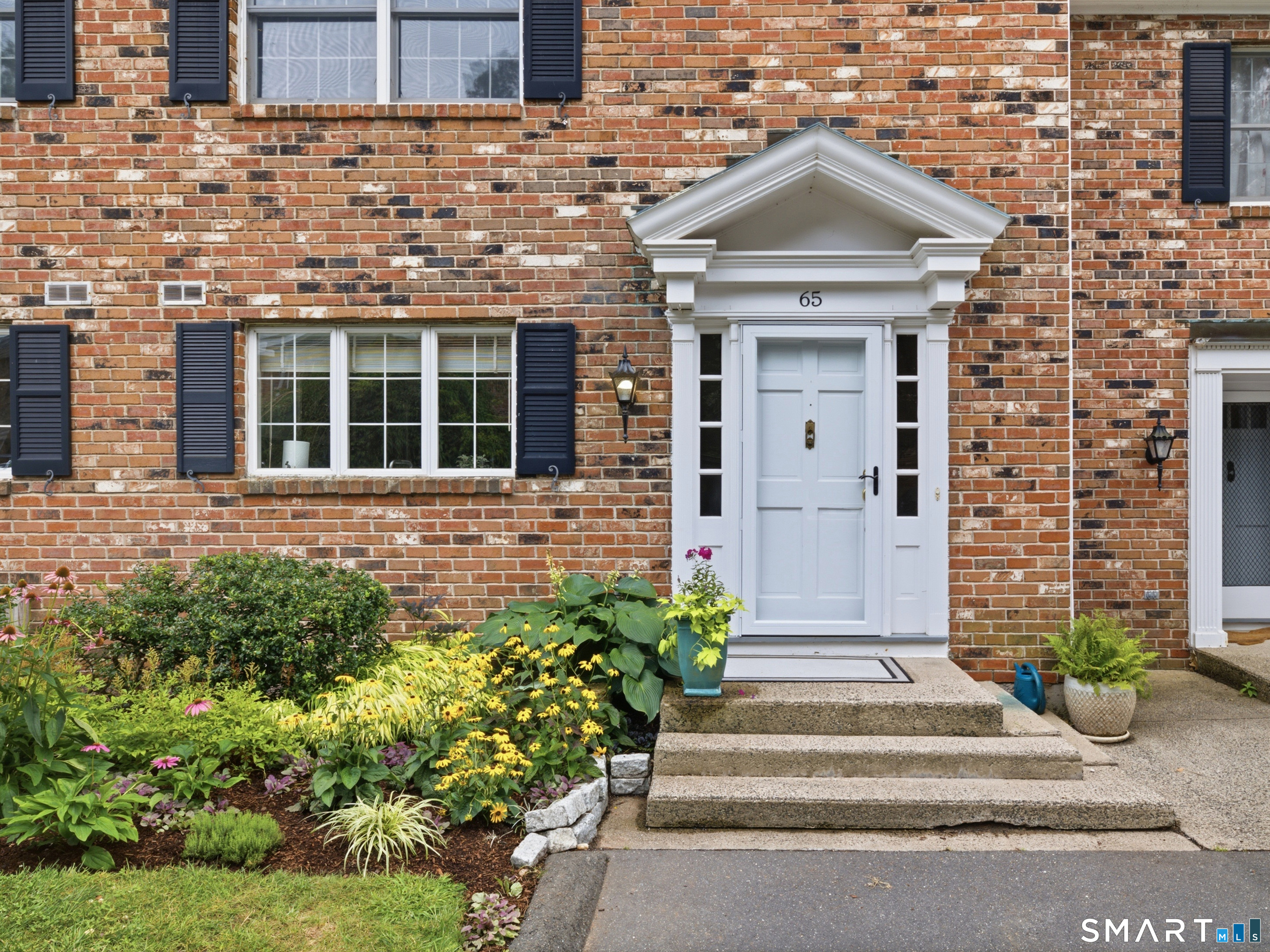 65 Tunxis Village Farmington CT 06032