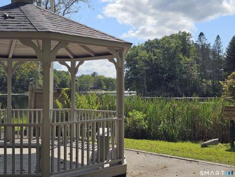 24 Fox Run Woodbury CT 06798