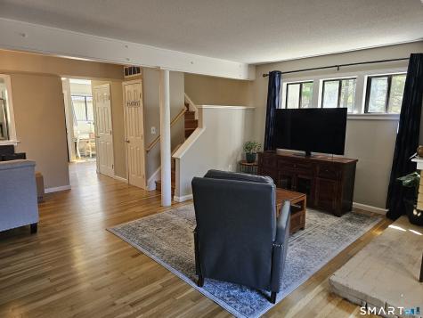 24 Fox Run Woodbury CT 06798