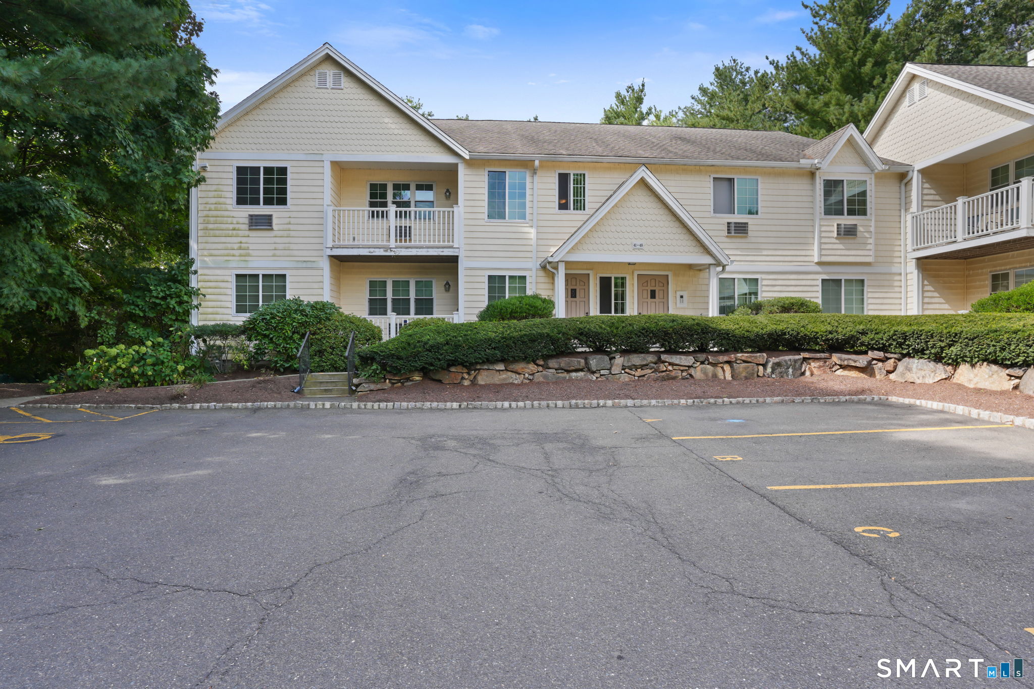 2955 Madison Avenue Bridgeport CT 06606