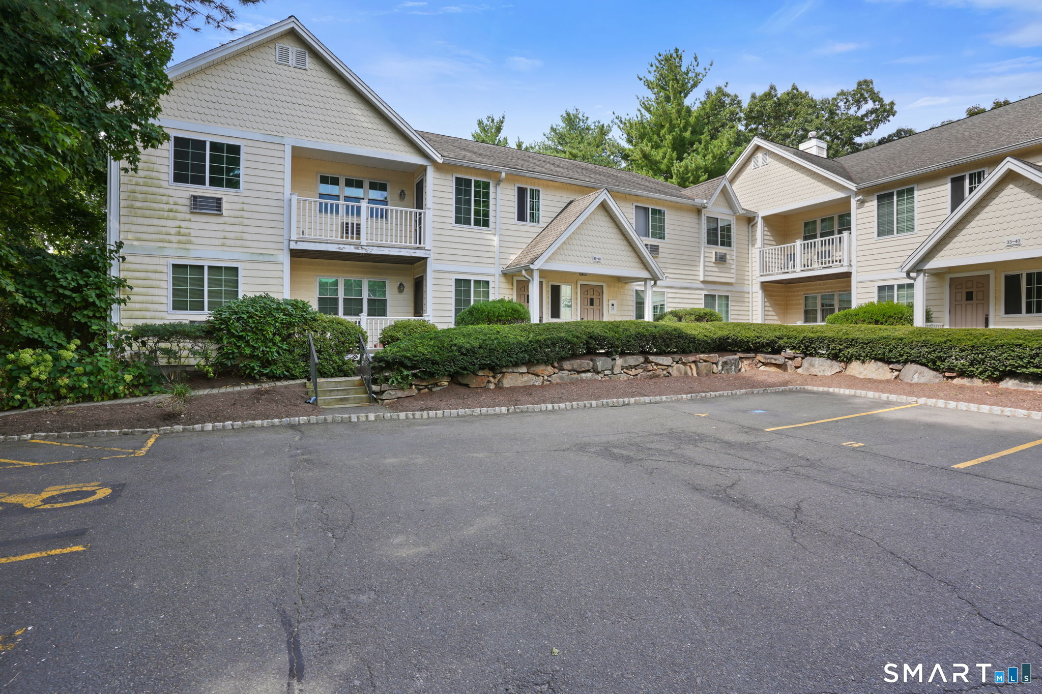 2955 Madison Avenue Bridgeport CT 06606