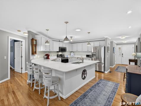 38 Autumn Lane Middletown CT 06457