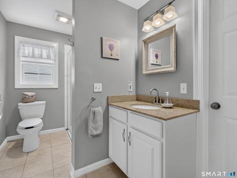 38 Autumn Lane Middletown CT 06457