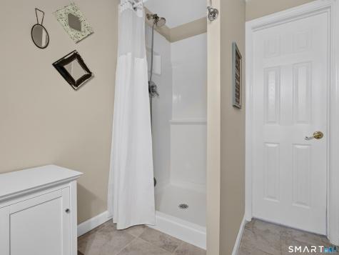 38 Autumn Lane Middletown CT 06457