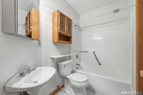 33 Langdon Court Berlin CT 06037