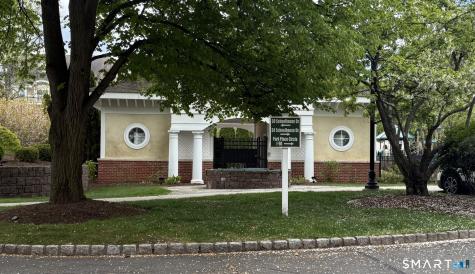 26 Schoolhouse Drive West Hartford CT 06110