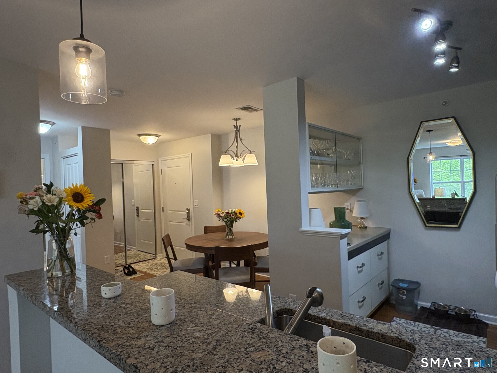 26 Schoolhouse Drive West Hartford CT 06110