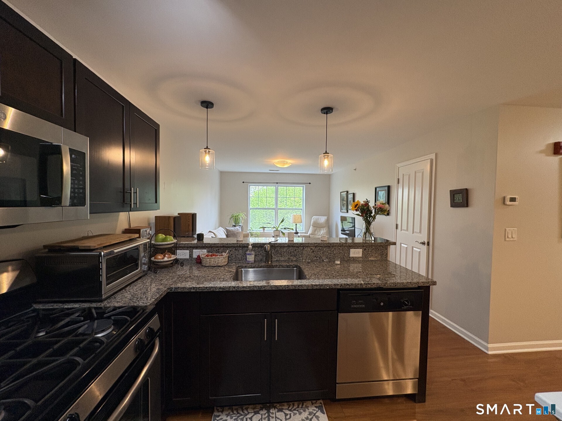 26 Schoolhouse Drive West Hartford CT 06110