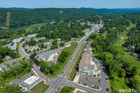 27 Riverview Court Brookfield CT 06804