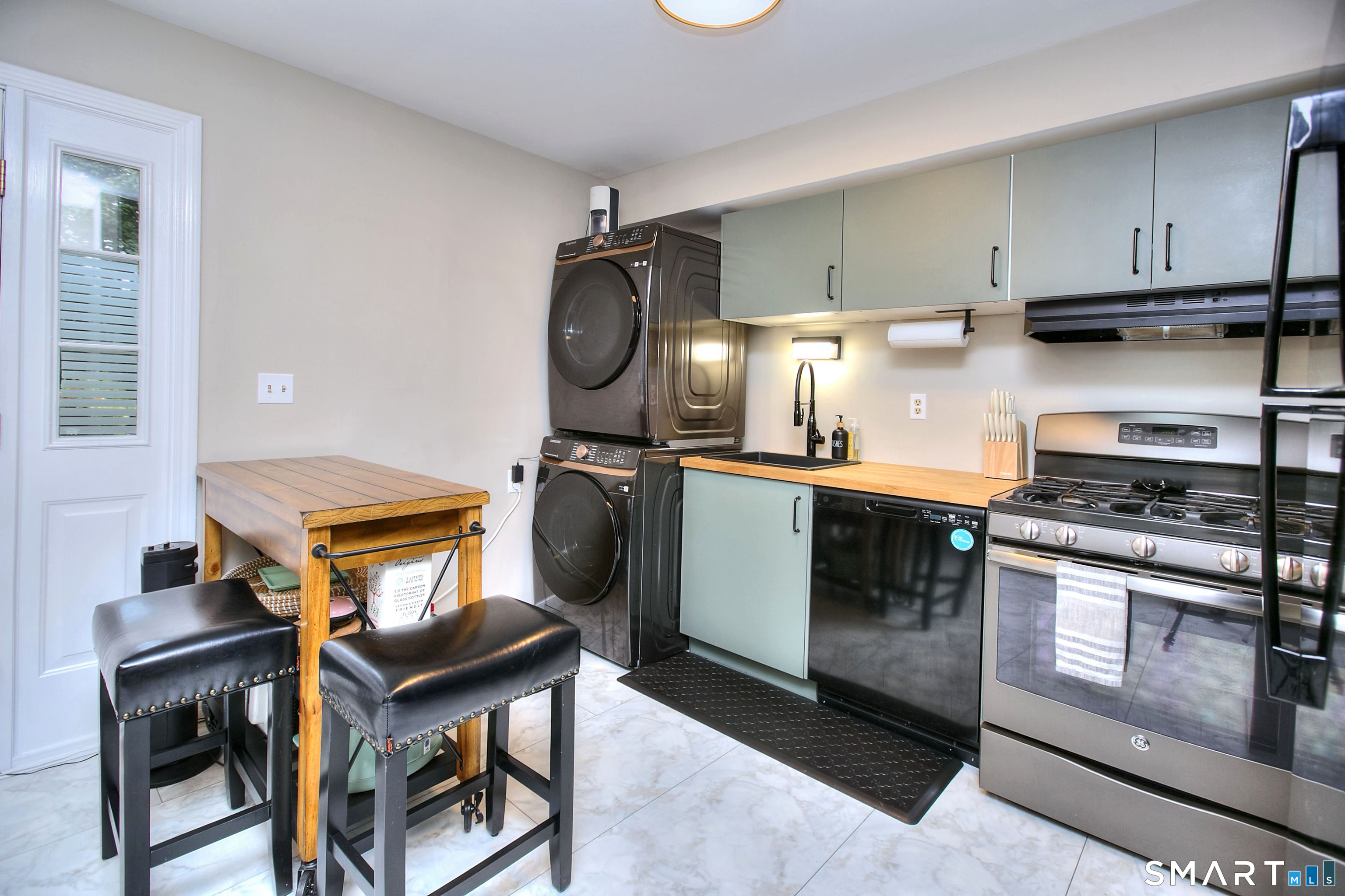 245 Sunnyridge Avenue Fairfield CT 06824