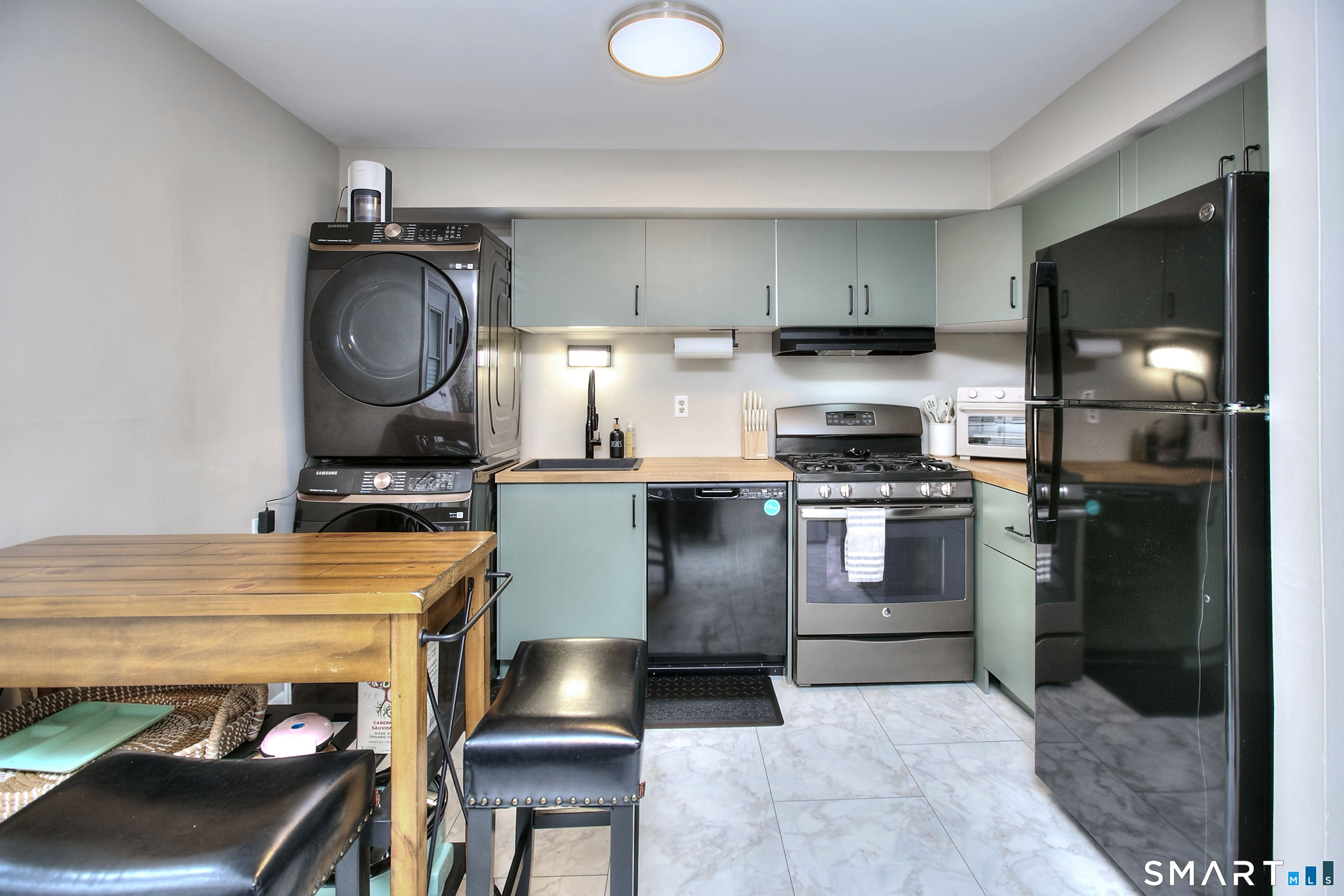 245 Sunnyridge Avenue Fairfield CT 06824