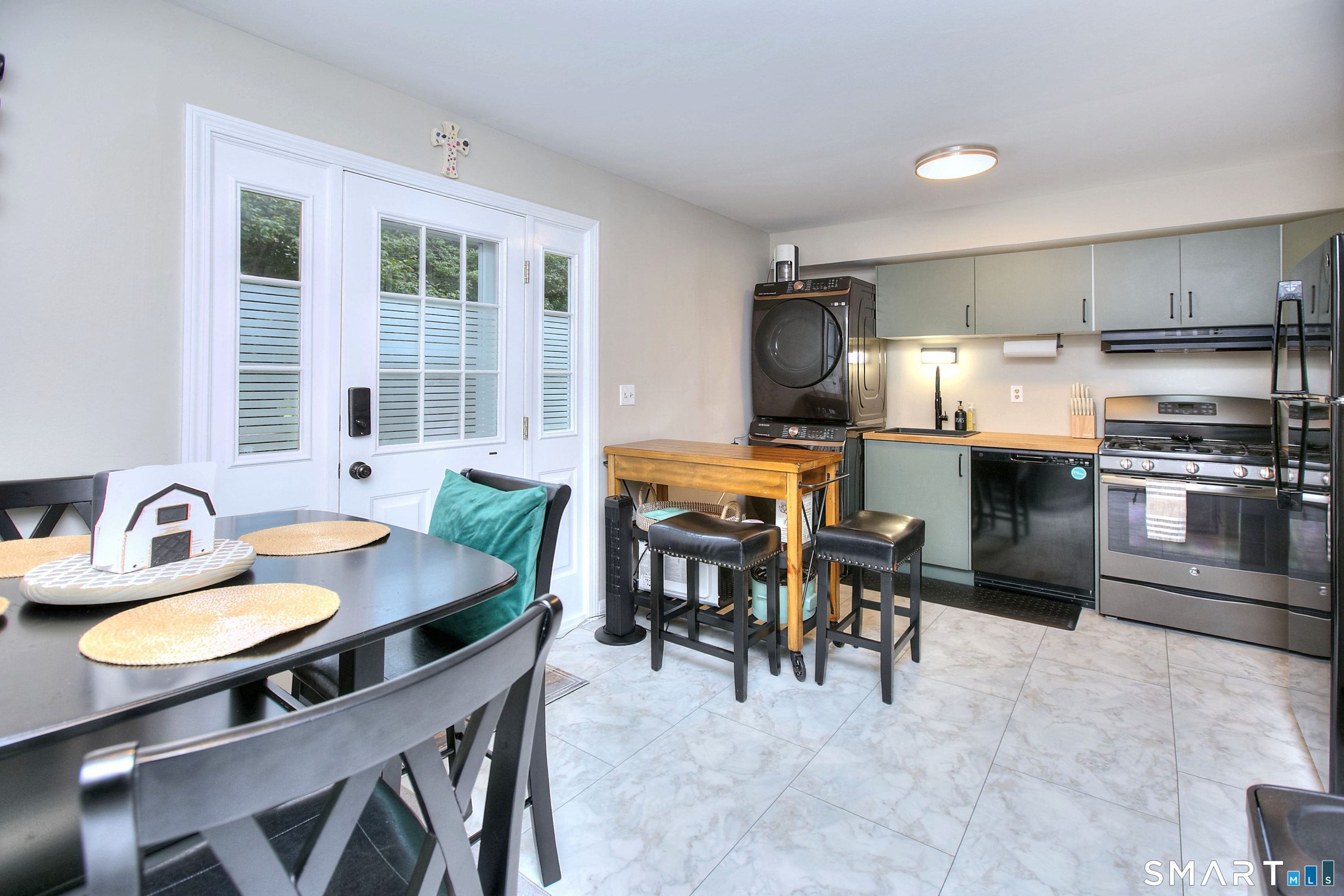 245 Sunnyridge Avenue Fairfield CT 06824