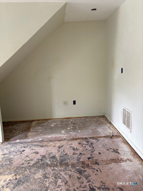 203 Thompson Street East Haven CT 06513