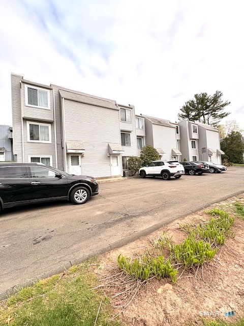 203 Thompson Street East Haven CT 06513