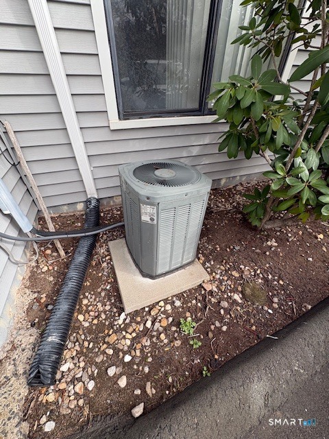 203 Thompson Street East Haven CT 06513