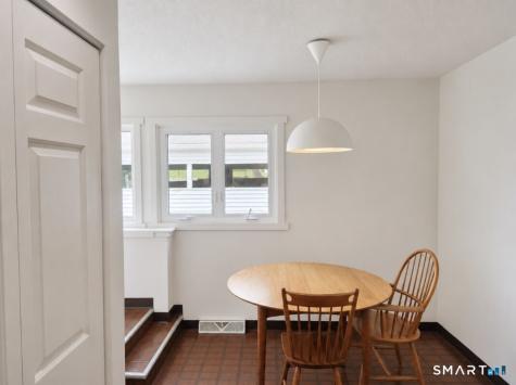 2 Stratton Way Branford CT 06405