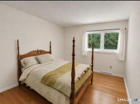 2 Stratton Way Branford CT 06405