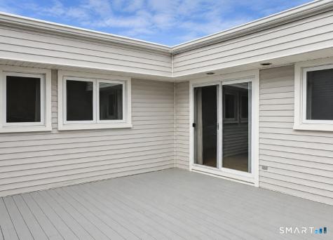 2 Stratton Way Branford CT 06405