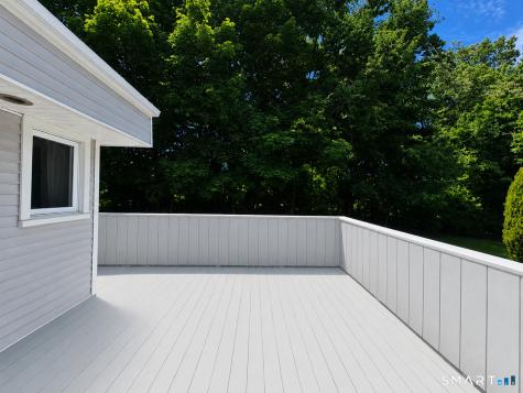 2 Stratton Way Branford CT 06405
