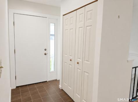 2 Stratton Way Branford CT 06405