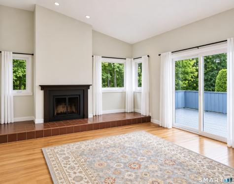2 Stratton Way Branford CT 06405