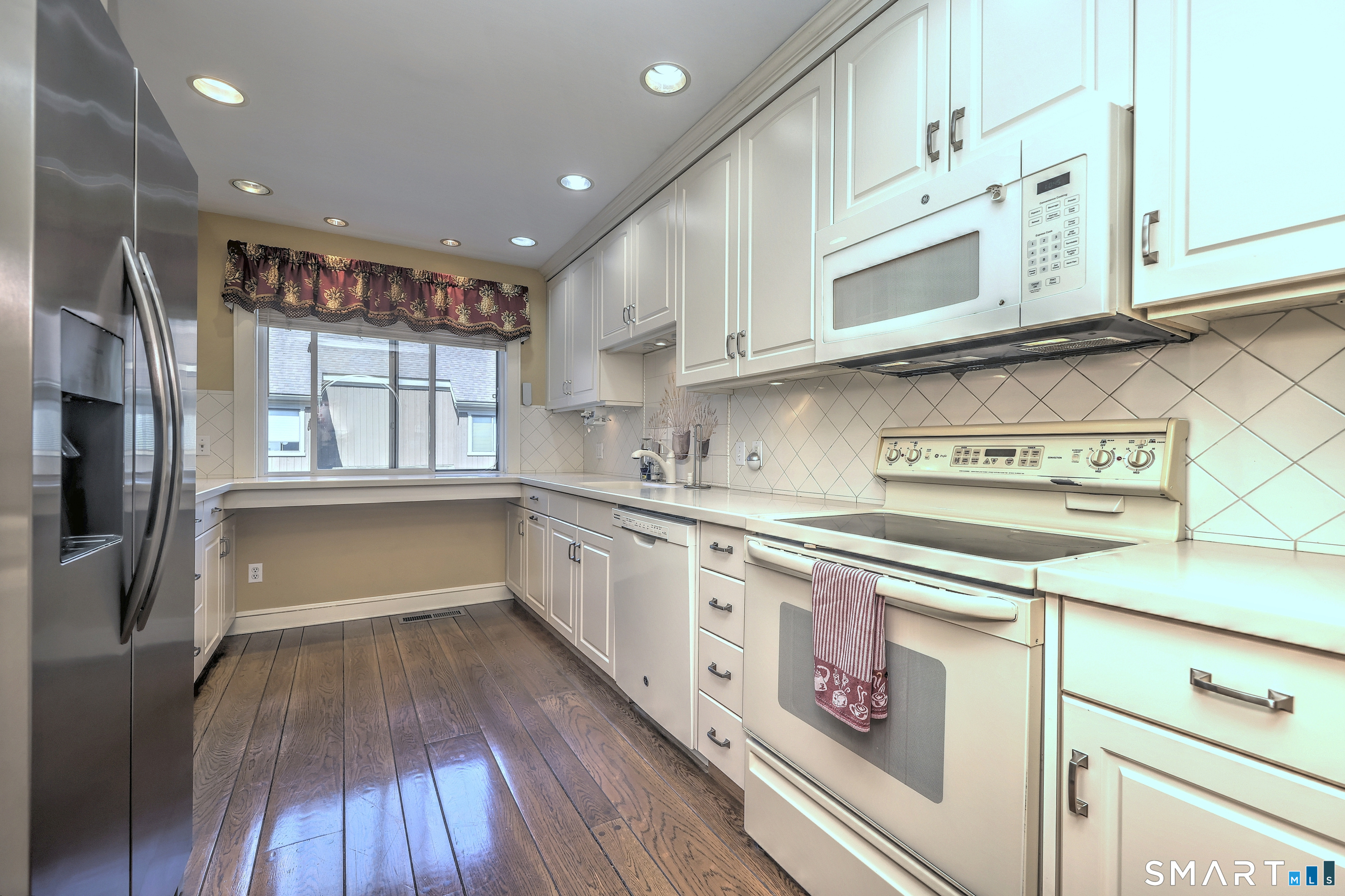 448 Hammerstone Lane Stratford CT 06614