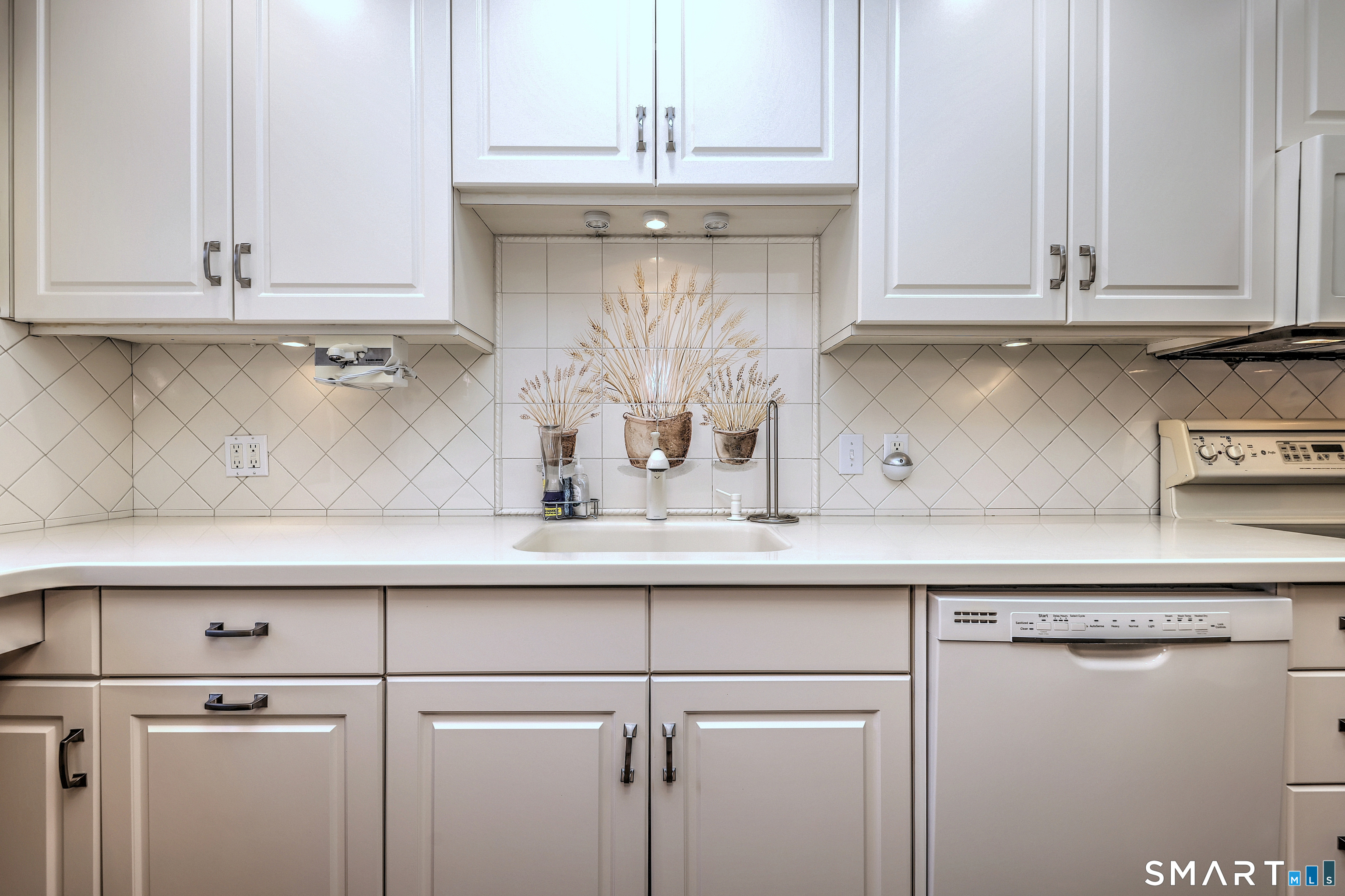 448 Hammerstone Lane Stratford CT 06614