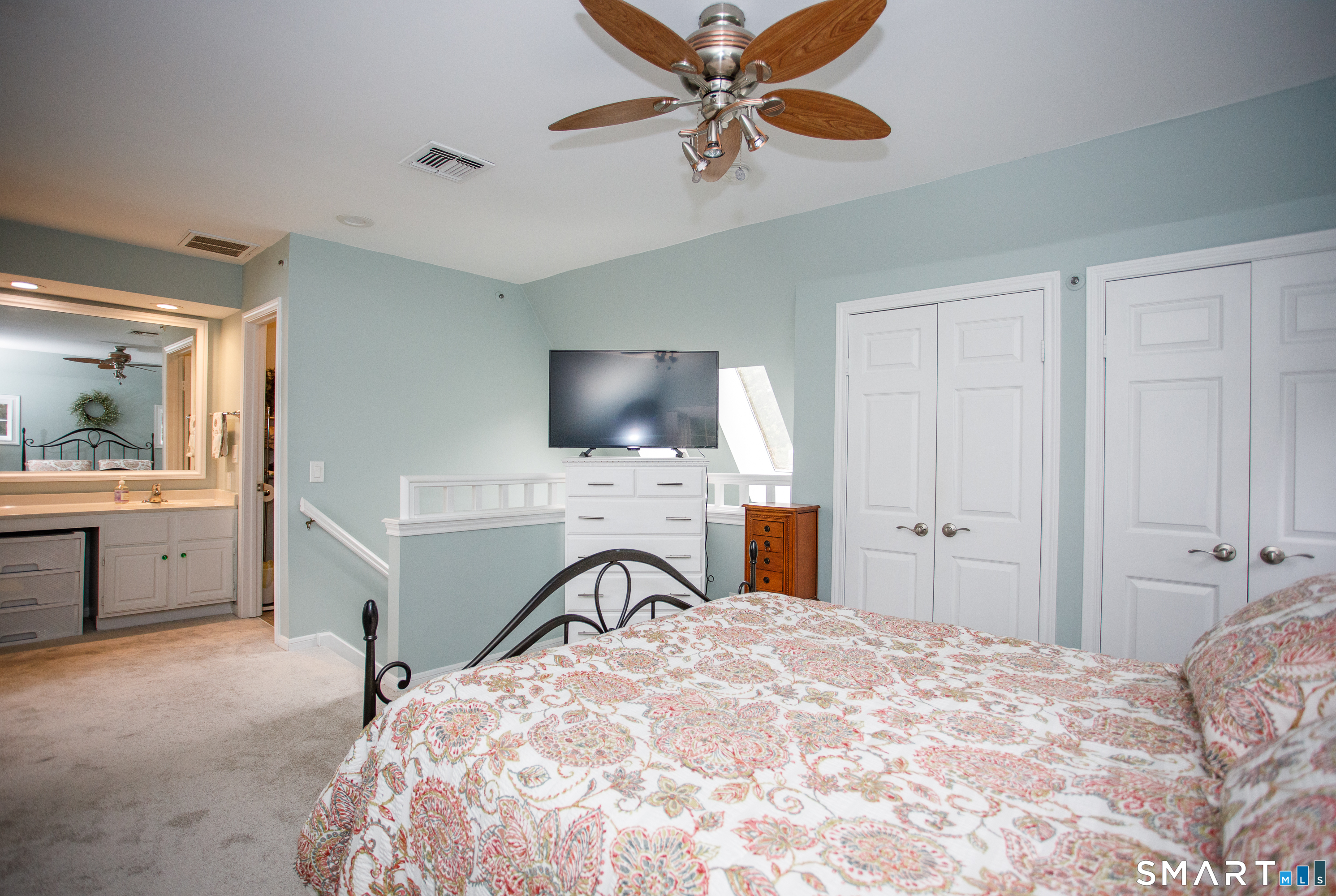 2024 Old Pond Lane Norwich CT 06360