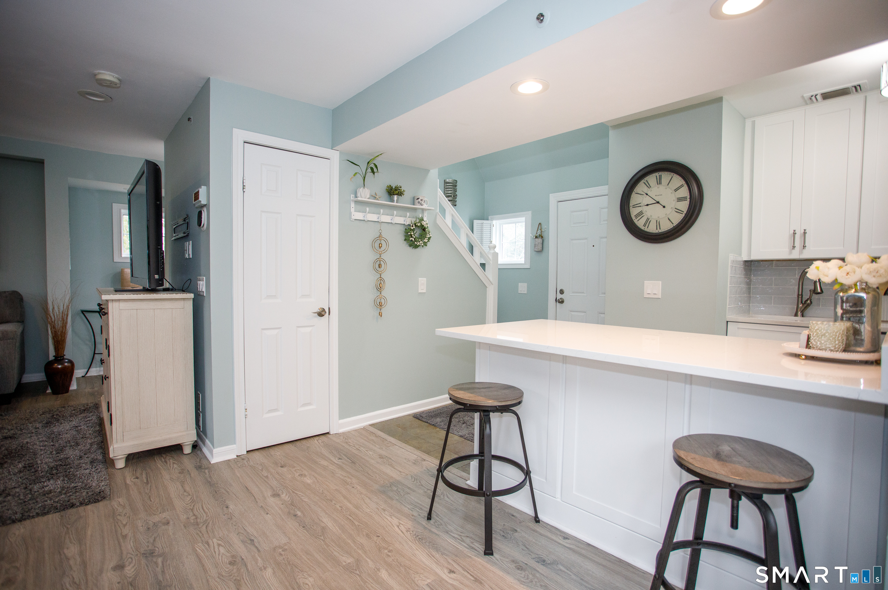 2024 Old Pond Lane Norwich CT 06360