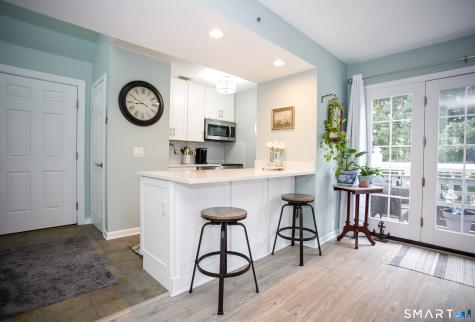 2024 Old Pond Lane Norwich CT 06360