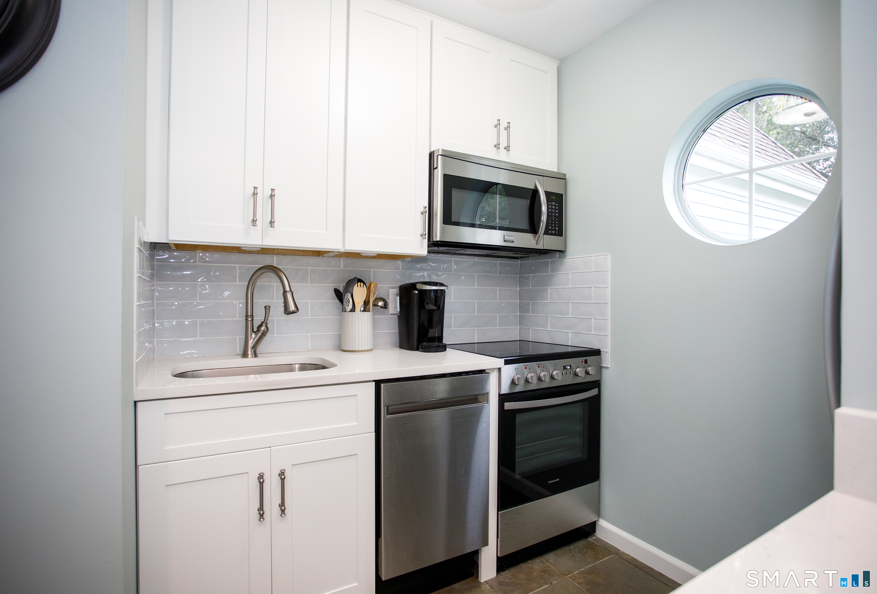 2024 Old Pond Lane Norwich CT 06360