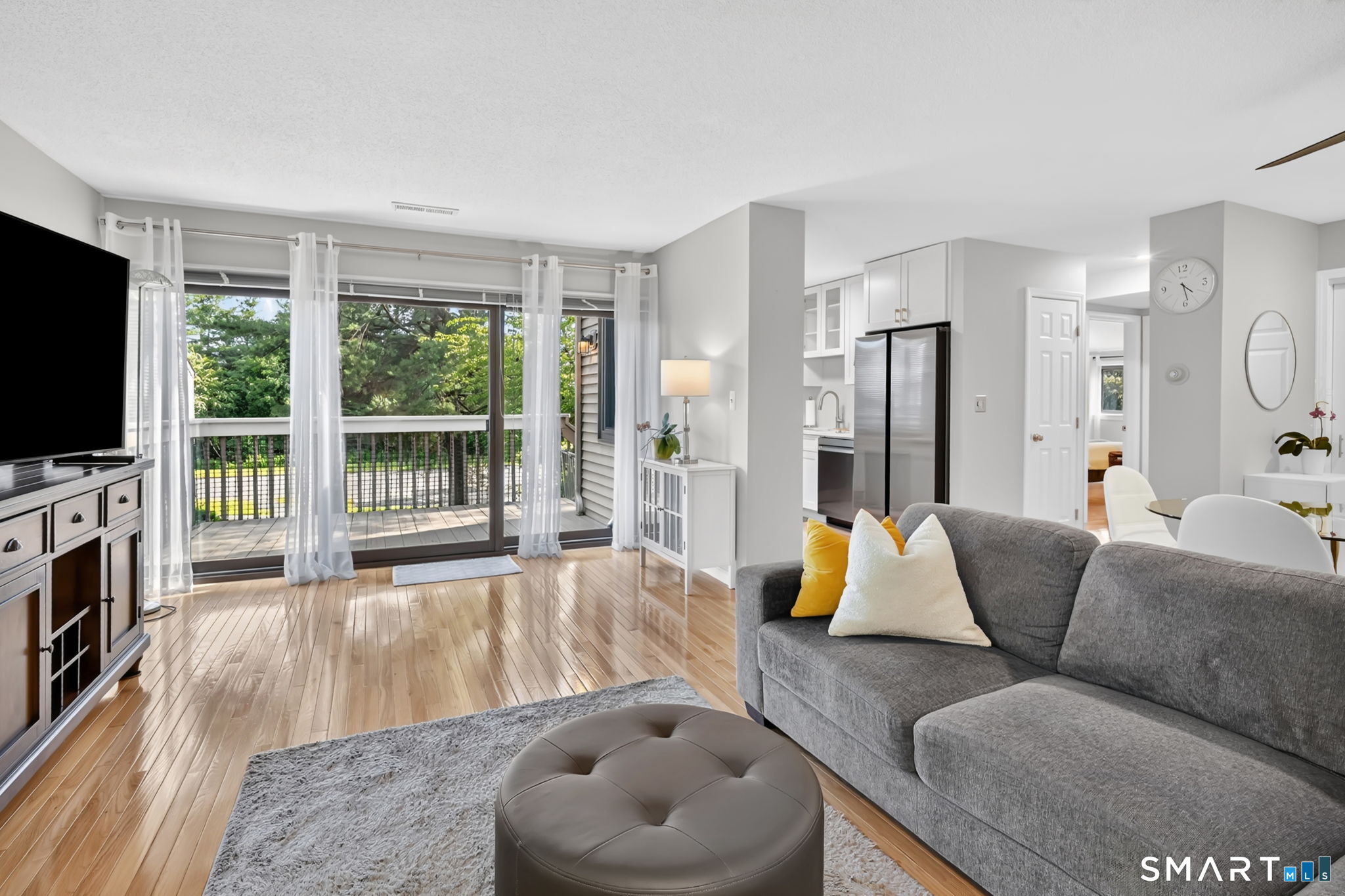 19 E Greenbriar Drive Farmington CT 06032