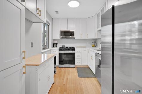 19 E Greenbriar Drive Farmington CT 06032