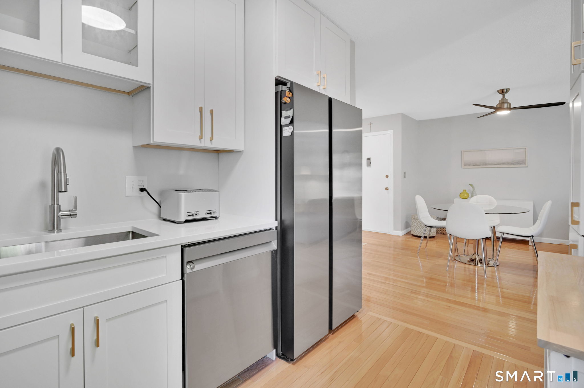 19 E Greenbriar Drive Farmington CT 06032