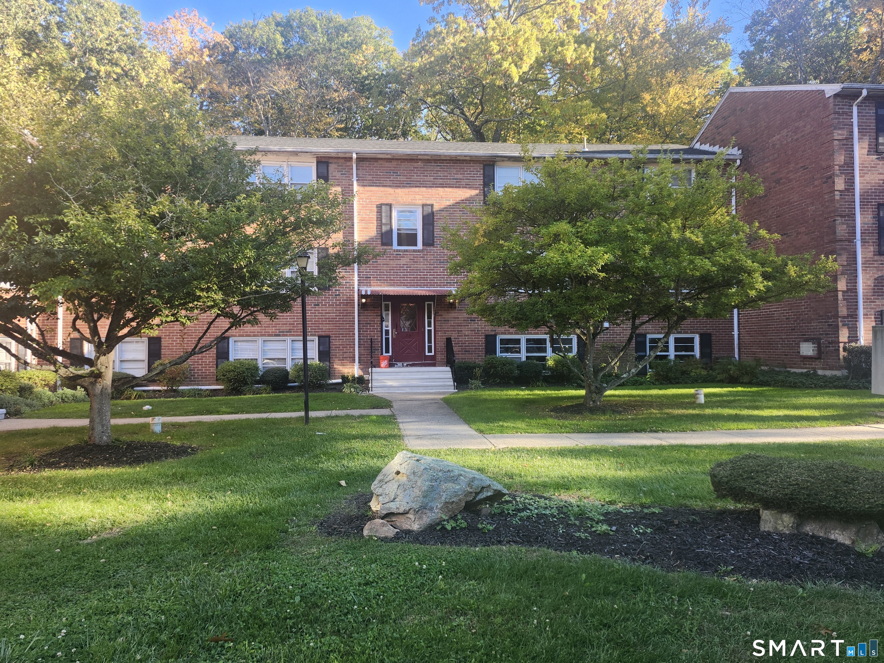 79 Briarwood Lane Branford CT 06405
