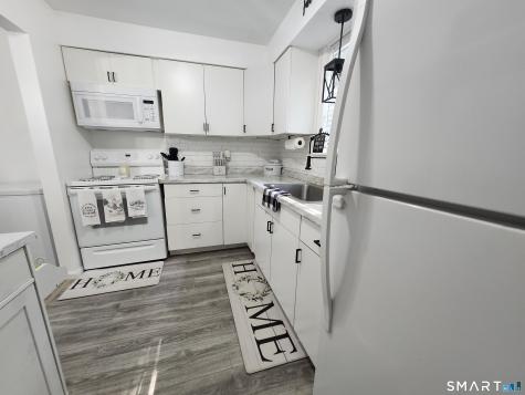 79 Briarwood Lane Branford CT 06405