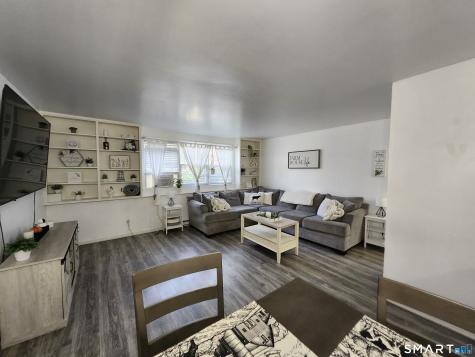 79 Briarwood Lane Branford CT 06405
