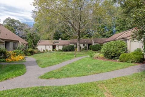 825 Heritage Village Southbury CT 06488