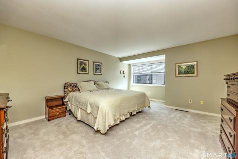 383 Sequoia Lane Stratford CT 06614