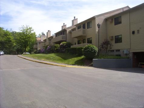 40 Firetown Road Simsbury CT 06070