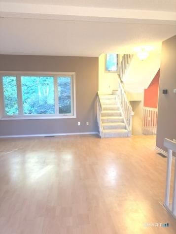 115 Apple Hill Newington CT 06111