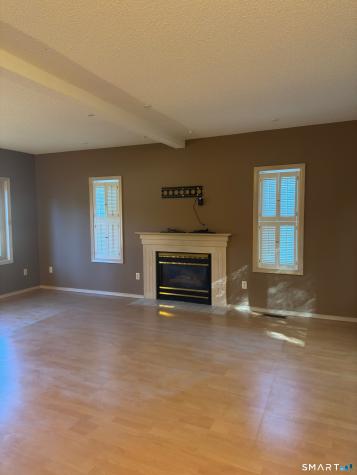 115 Apple Hill Newington CT 06111
