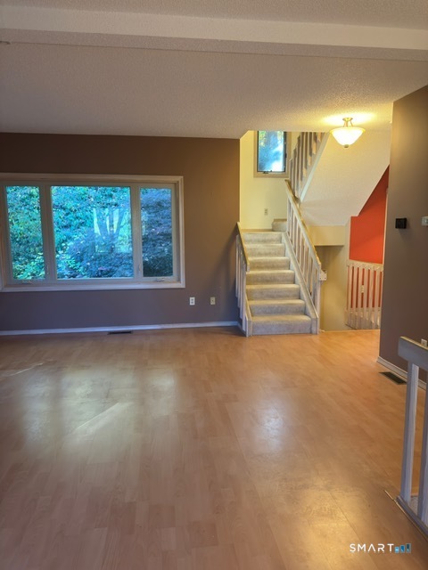 115 Apple Hill Newington CT 06111