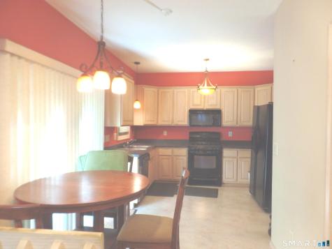 115 Apple Hill Newington CT 06111