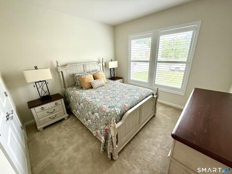 941 Mackenzie Lane Oxford CT 06478
