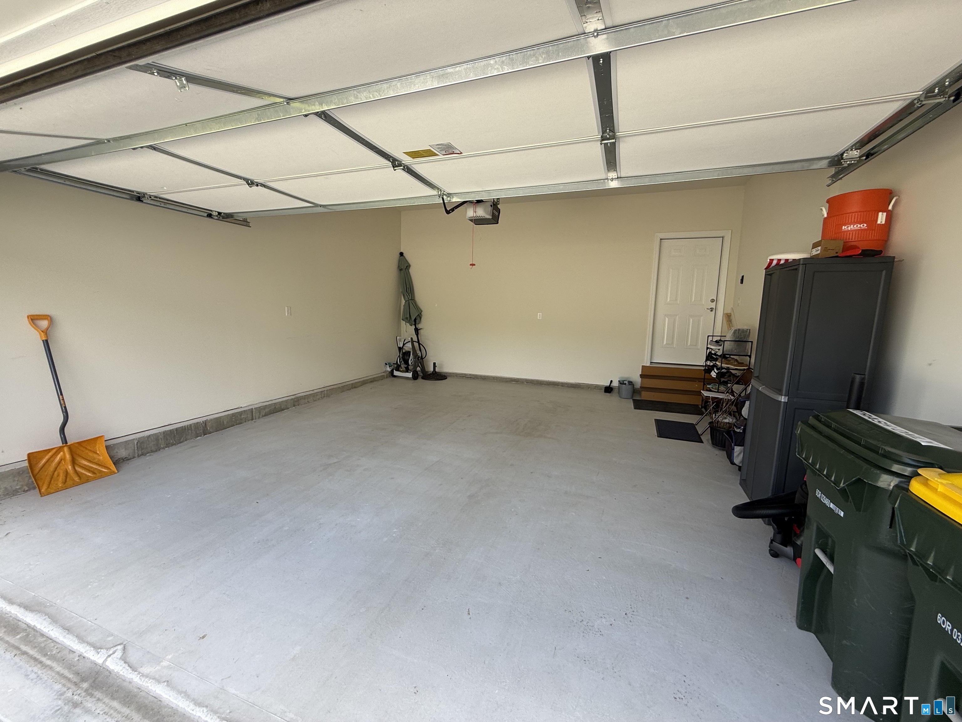 941 Mackenzie Lane Oxford CT 06478